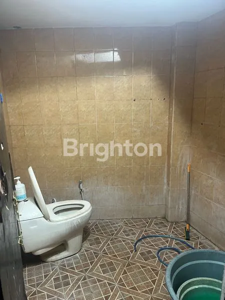 image DIJUAL RUMAH SIAP HUNI DAN 2 RUKO SEKALIGUS DILOKASI STRATEGIS RENON (5)