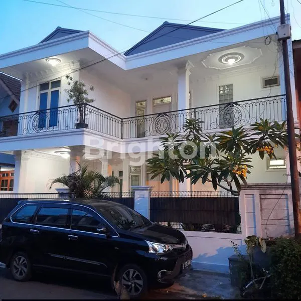 image RUMAH 6 KT DI BSD, LT 180M² LB 350M² (1)