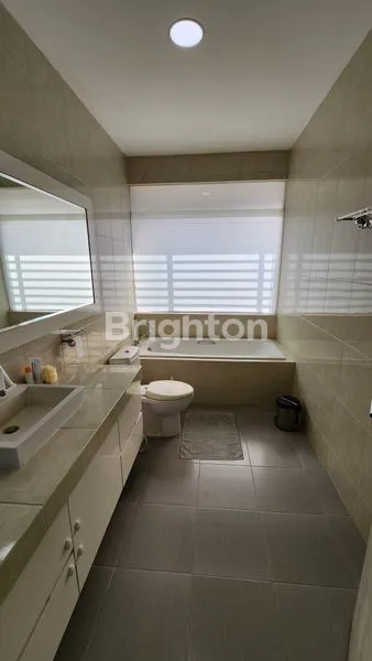 image DIJUAL RUMAH 2 LANTAI ELEGAN CITRAGRAND FULL FURNISH (4)