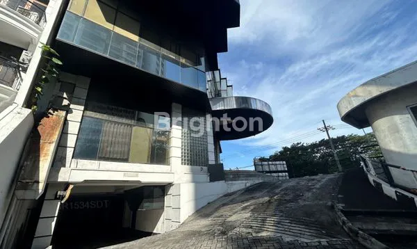 image GEDUNG KANTOR JALAN RAYA GUBENG - RAYA SULAWESI, SURABAYA PUSAT. STRATEGIS DEKAT RAYA KERTAJAYA - BILITON - NGAGEL - SUMATERA - PANGLIMA SUDIRMAN - BASUKI RAHMAT - KEPUTRAN - DINOYO - DR. SOETOMO, DLL. COCOK UNTUK CAFE - RESTAURANT - KANTOR - SHOWROOM - K (5)