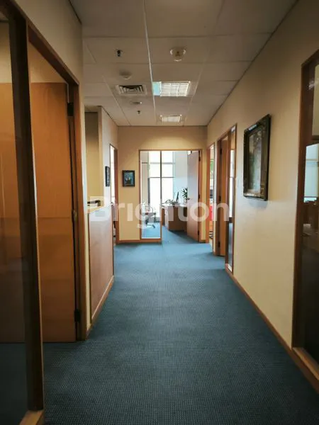 image DIJUAL CEPAT 3 UNIT RUANG KANTOR STRATA TITLE ALAMANDA TOWER TB SIMATUPANG CILANDAK JAKARTA SELATAN (4)