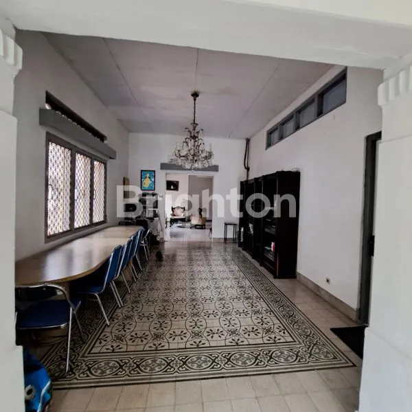 image RUMAH MEWAH MENTENG LT 947M², 10 KT (6)