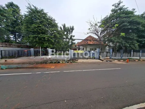 image RUMAH MEWAH MENTENG LT 947M², 10 KT (2)
