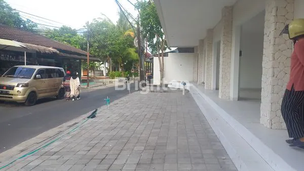 image TOKO PREMIUM SEMINYAK SIAP USAHA (1)