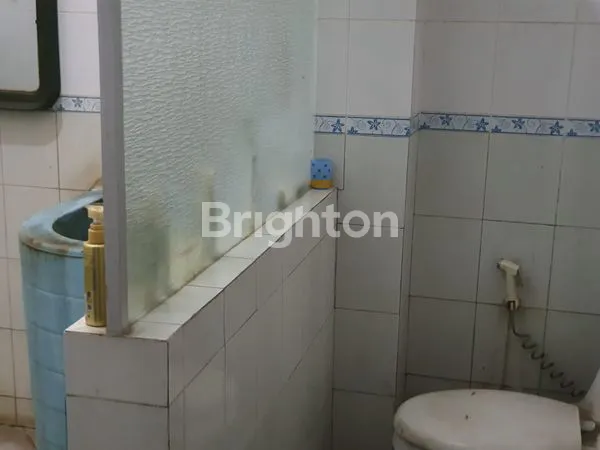 image TURUN, TURUN HARGA LAGI  RUMAH LOKASI ELITE, DI SEMARANG (4)