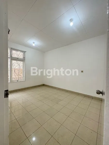 image SUPER SALE RUMAH NYAMAN DI TAMAN GALAXY – BEKASI (3)