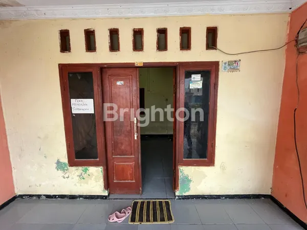 image RUMAH LUAS STATEGIS COCOK UNTUK INVESTASI / USAHA (2)