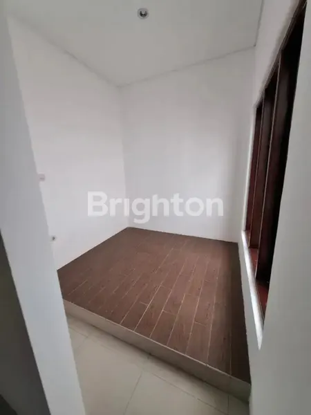 image THE GAYUNGSARI MINIMALIS 2 LANTAI SIAP HUNI (6)