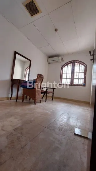 image RUMAH LOKASI STRATEGIS DI PURI MUTIARA CILANDAK BARAT JAKARTA SELATAN (2)