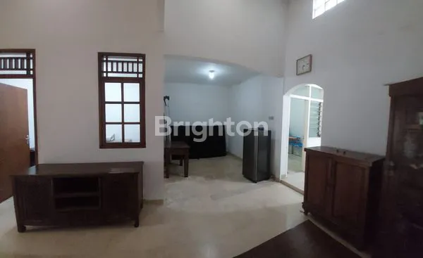 image RUMAH LOKASI STRATEGIS DI PURI MUTIARA CILANDAK BARAT JAKARTA SELATAN (5)