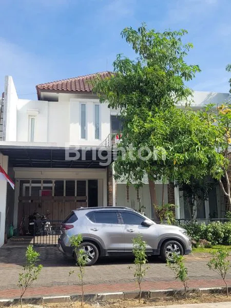 image RUMAH 2 LT BAGUS SIAP HUNI MINIMALIS SEMI FURNISH PERUMAHAN ONE GATE DEKAT RAYA MERR GALAXY MALL PAKUWON CITY ARAYA (1)