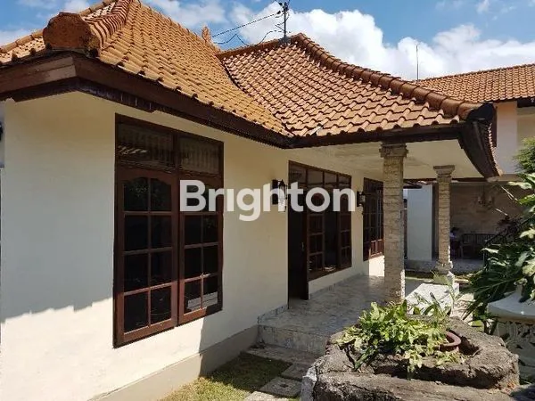 image RUMAH DUA LANTAI STYLE BALI OTENTIK DI SANUR - BALI (8)