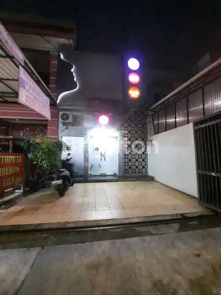 RUKO STRATEGIS PULO ASEM RAWAMANGUN