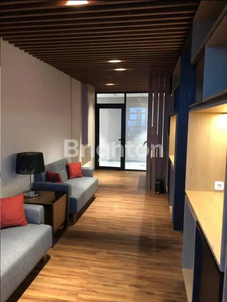 image KANTOR FURNISHED 79M² DI CIPUTRA WORLD SURABAYA (7)