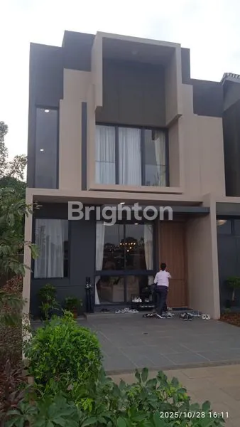 image RUMAH TROPIS MODERN DI VIREYA BSD – ASRI, TENANG, DAN STRATEGIS! (1)