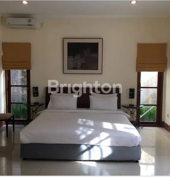 image SEWA VILA MEWAH 4 BR SIAP HUNI DI UMALAS LESTARI, BADUNG | PILIHAN IDEAL UNTUK EKSPATRIAT (4)