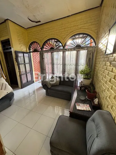 image RUMAH SATU LANTAI DI DENPASAR BARAT  (5)