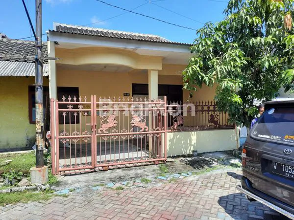 image HUNIAN STRATEGIS DI GRIYA PERMATA HIJAU (1)