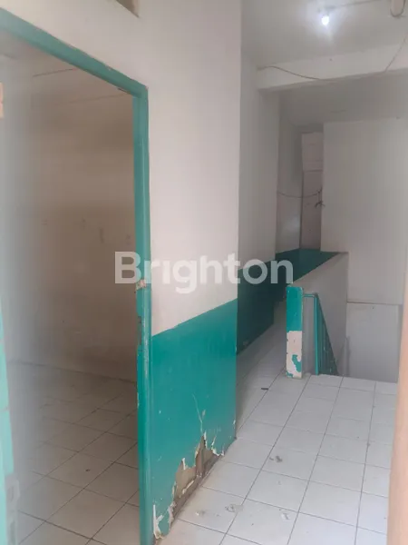 image RUKO DI TAMAN COSMOS 2,5 LANTAI, KEDOYA,KEBON JERUK JAKARTA BARAT (4)