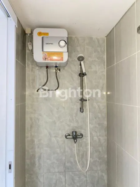 image DIJUAL APARTEMEN FULL FURNISH DI URBANA TOWER B 5, KONDISI BARU DAN SANGAT TERAWAT!!! (4)