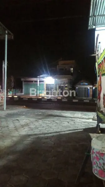 image RUMAH DAN GUDANG DI NGUWER SIDOHARJO (3)