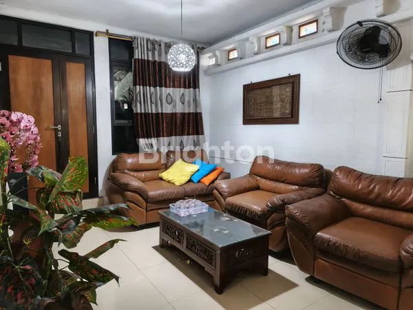 image RUMAH 2 LANTAI 6 KT 6 KM DI KALIDERES (5)