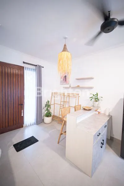image RUMAH STRATEGIS 2 LANTAI FULLY-FURNISHED AREA CANGGU (2)