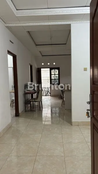 image DIKONTRAKAN RUMAH DENGAN 5 KAMAR DI DAWAS BADUNG (4)