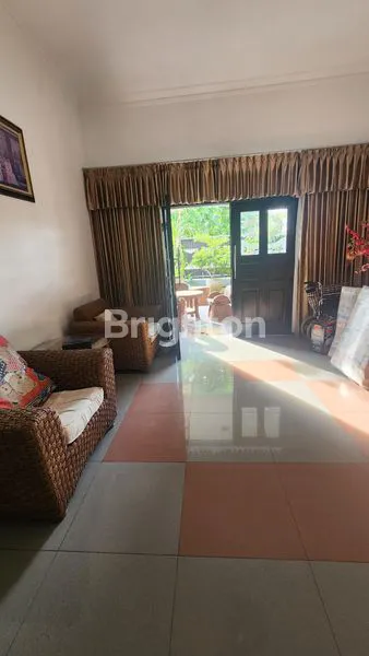 image RUMAH 2 LANTAI SIAP HUNI DI DARMO PERMAI (1)