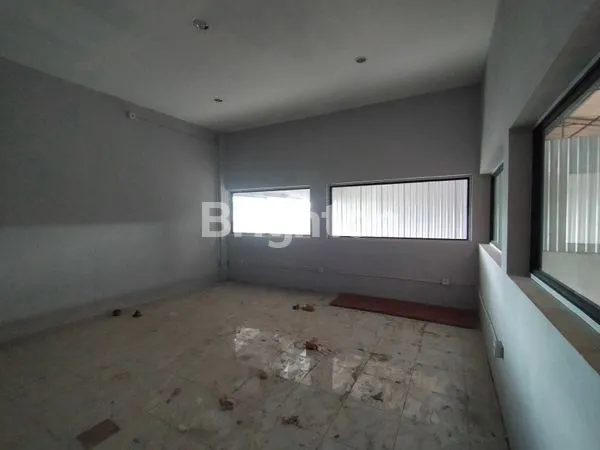 image DI SEWAKAN GUDANG SIAP PAKAI DI AREA PERDAGANGAN DAN JASA CARGO -DENPASAR BALI (5)