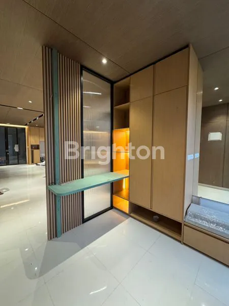 image RUMAH BARU MODERN FULL FURNISHED – TAMAN VILLA MERUYA, JAKARTA BARAT (8)