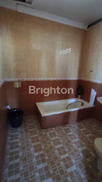 image RUMAH FULL RENOVASI DI  SIRIAON TIBAN BATAM (5)