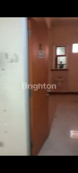 image DISEWAKAN RUANG USAHA DAERAH STRATEGIS DI LAWEYAN (5)