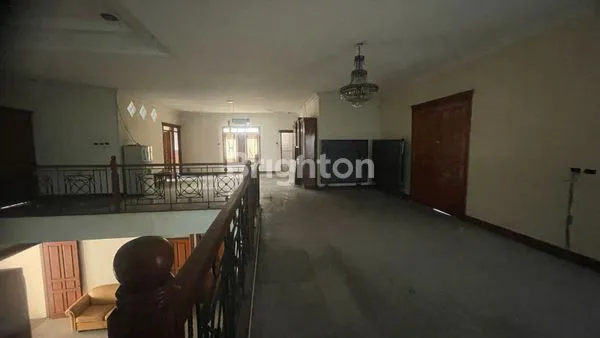 image RUMAH 2 LANTAI CEMPAKA PUTIH JAKARTA PUSAT (5)