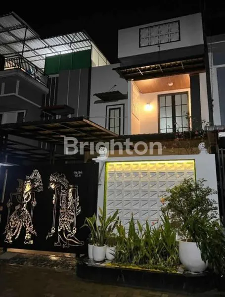 image RUMAH 2 LANTAI FULLY FURNISHED DI BINJAI KM 10,5 (2)