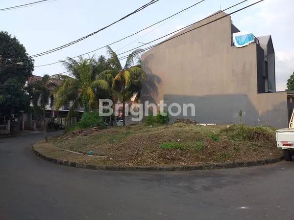 image TANAH VILLA MELATI MAS LUAS  212M² DEKAT PINTU TOL ALAM SUTRA DAN PINTU TOL TANGERANG SERTIFIKAT SHM DAN HADAP SELATAN BARAT (1)