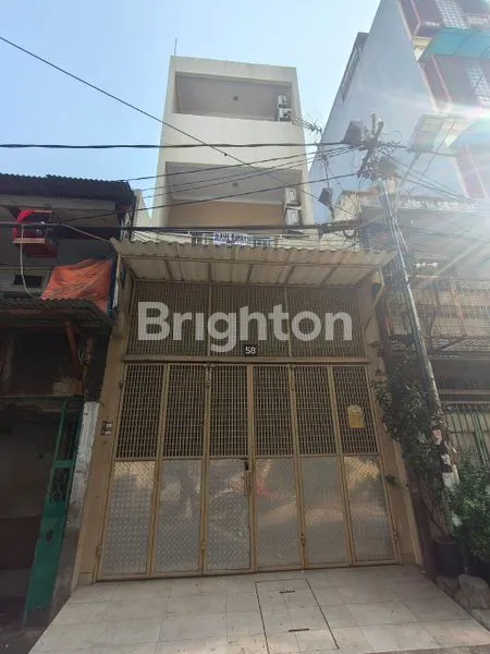 image RUMAH 3 LANTAI SIAP HUNI DI GLODOK (1)