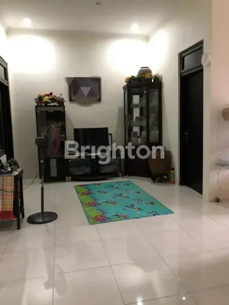 image PONDOK TJANDRA INDAH JL. SEMANGKA MODERN TERAWAT SIAP HUNI (4)