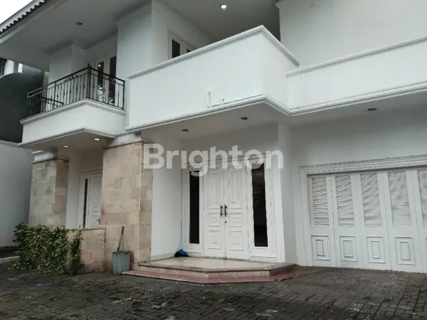 image RUMAH 2 LANTAI MENTENG JAKARTA PUSAT\N (1)