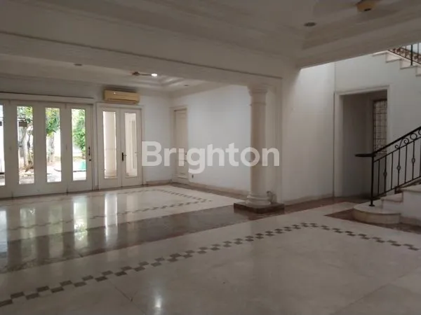 image RUMAH 2 LANTAI MENTENG JAKARTA PUSAT\N (3)