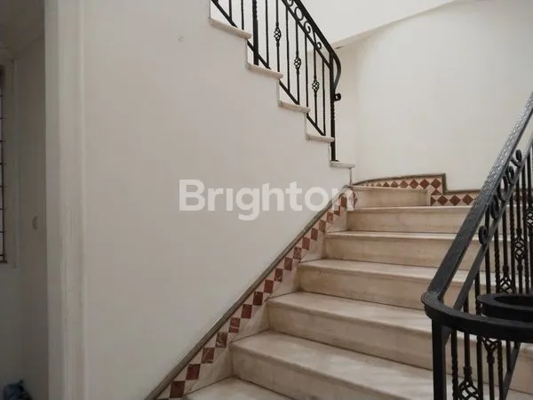 image RUMAH 2 LANTAI MENTENG JAKARTA PUSAT\N (5)