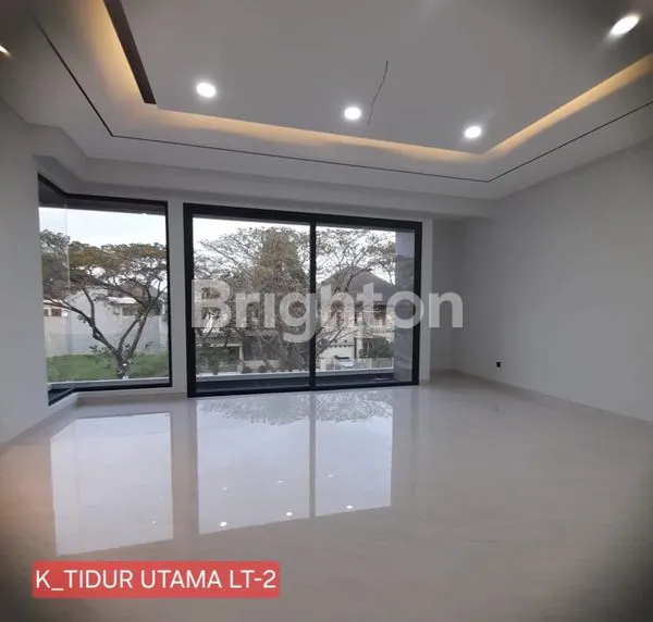 image RUMAH MEWAH BARU MODERN TROPICAL MINIMALIS DI NEWTON HILL CITRALAND (5)