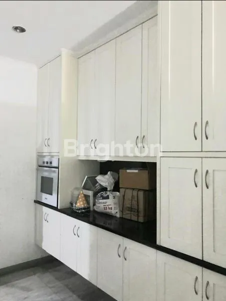 image RUMAH MEWAH LUAS GREEN GARDEN JAKARTA BARAT (4)