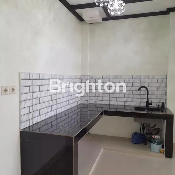 image DIJUAL RUMAH CANTIK DAN STRATEGIS (5)