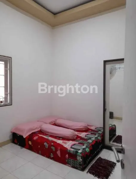 image RUMAH KETINTANG ASRI SIAP HUNI STRATEGIS DEKAT UNESA (6)