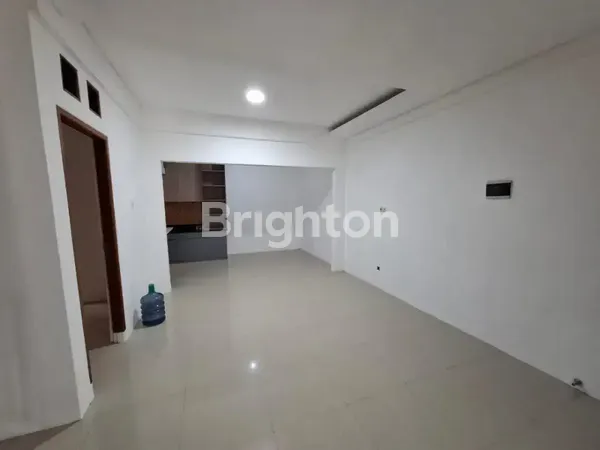 image THE GAYUNGSARI SIAP HUNI MINIMALIS ROW JALAN KEMBAR (3)