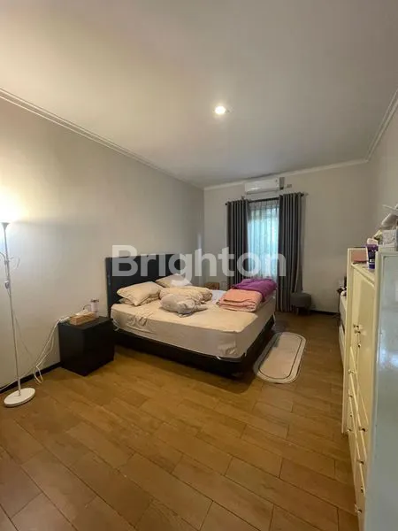 image TATAR RATNASASIH DIJUAL RUMAH MEWAH SIAP PAKAI HUNIAN ELEGAN TENANG PREMIUM STRATEGIS (2)