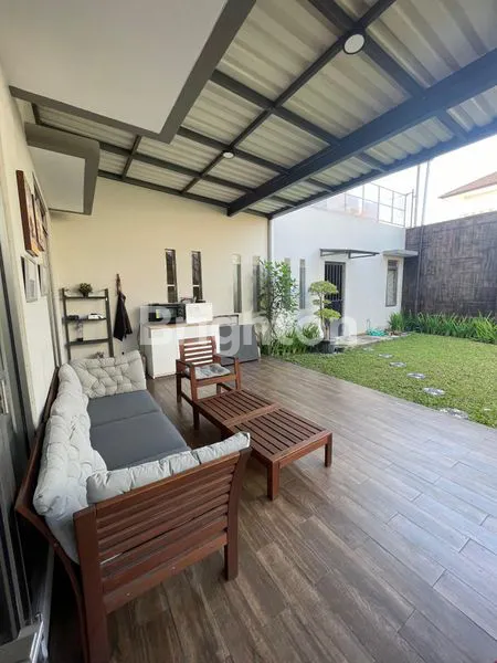 image TATAR RATNASASIH DIJUAL RUMAH MEWAH SIAP PAKAI HUNIAN ELEGAN TENANG PREMIUM STRATEGIS (1)