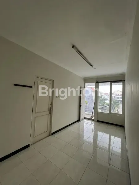 image DHARMAHUSADA MINIMALIS SIAP HUNI STRATEGIS DEKAT GALAXY MALL (4)