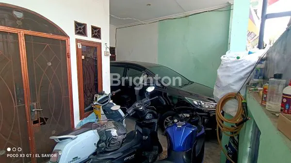 image RUMAH 2,5 LANTAI CENGKARENG TIMUR (2)